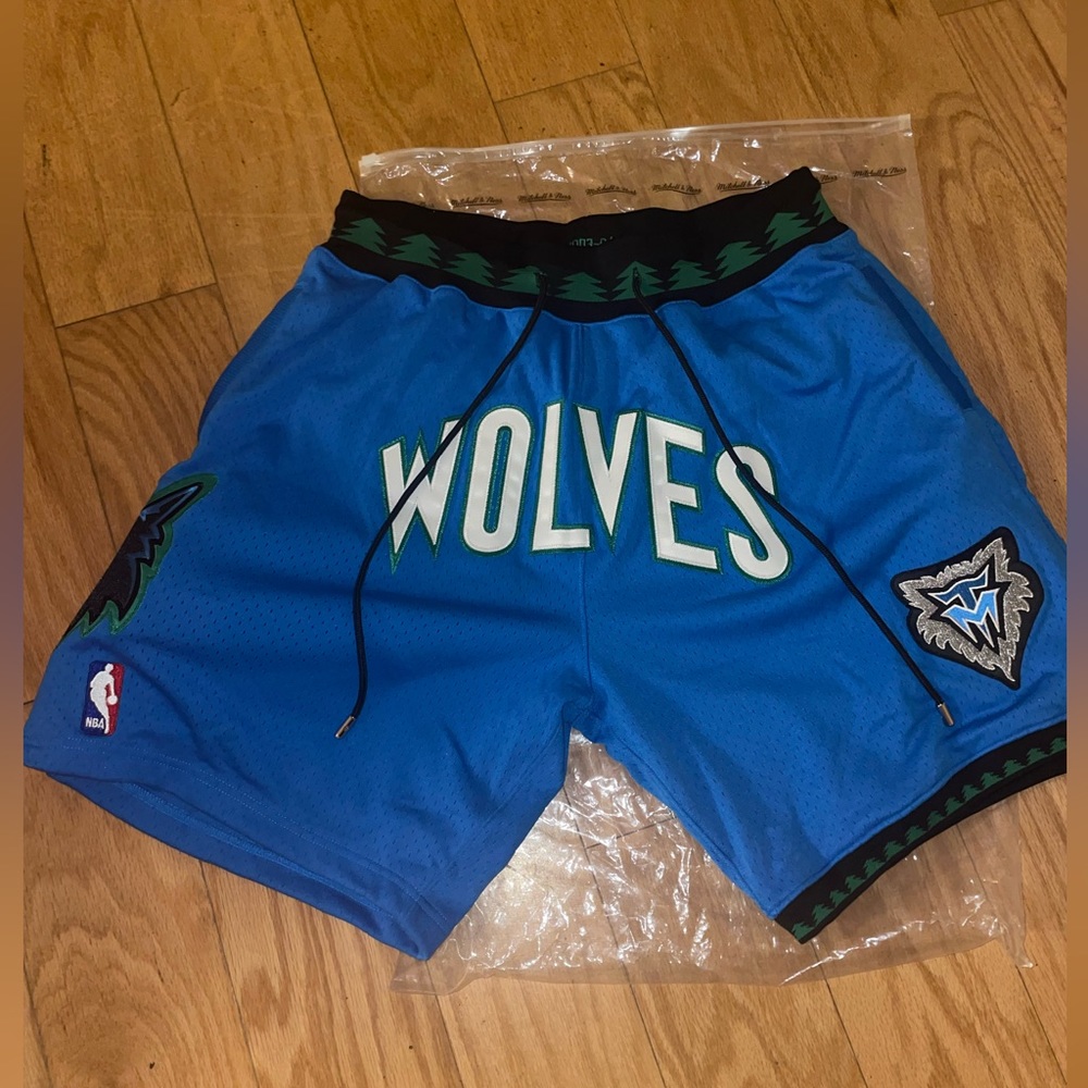 Authentic Minnesota Timberwolves Just Don shorts sz large. Very hard to find!